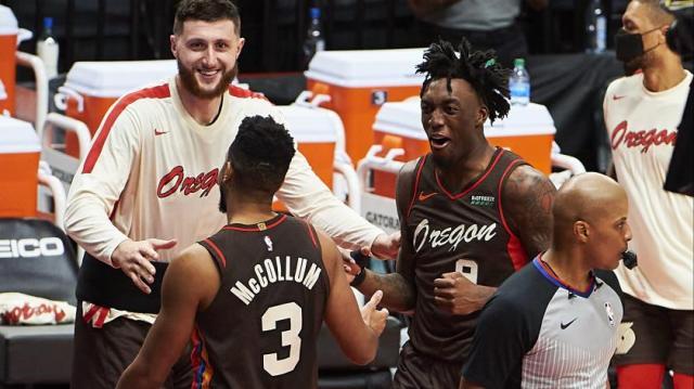 开云体育APP-开拓者三后卫阵容渐入佳境 连战强敌决定球队排位