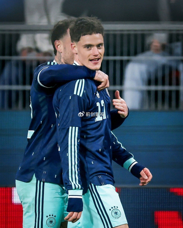 38场10球11助！利物浦球迷不解，德国中场独造4球，世界波绝杀|维尔茨|国家队|瑞士|安菲尔德球场|瑞士足球队_新浪体育_新浪新闻